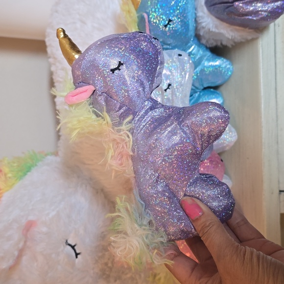 Giant unicorn with baby unicorns - Picture 2 of 6